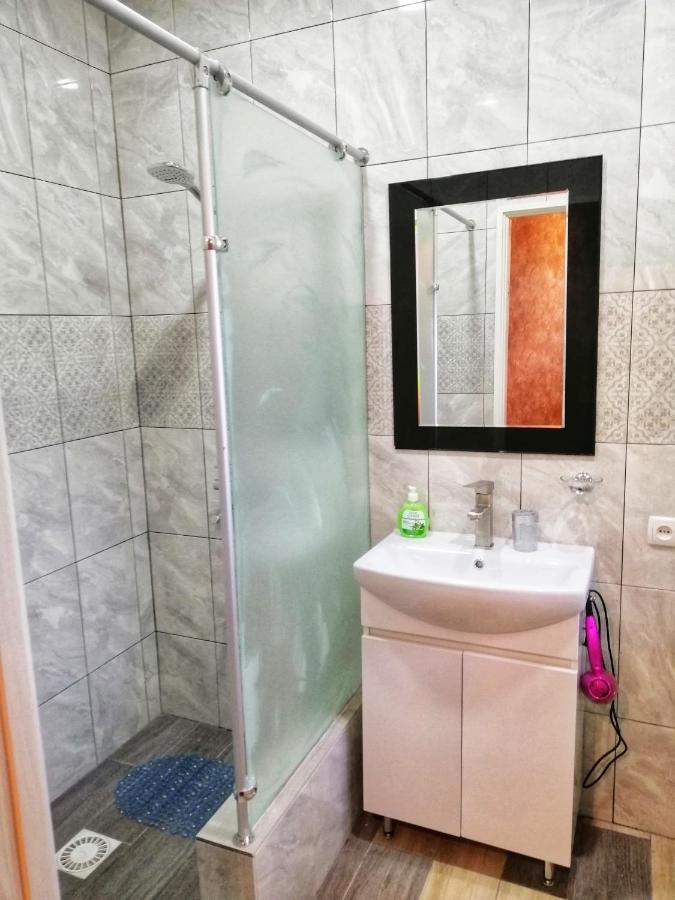 شقة Посуточная Аренда В Центре Кропивницкого كرابيفنيتسكي المظهر الخارجي الصورة