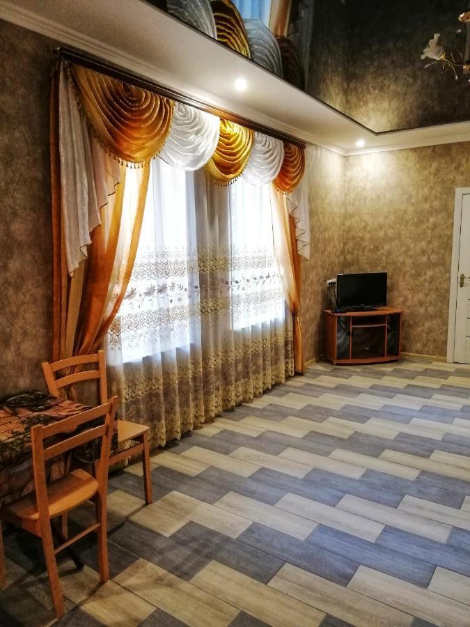 شقة Посуточная Аренда В Центре Кропивницкого كرابيفنيتسكي المظهر الخارجي الصورة
