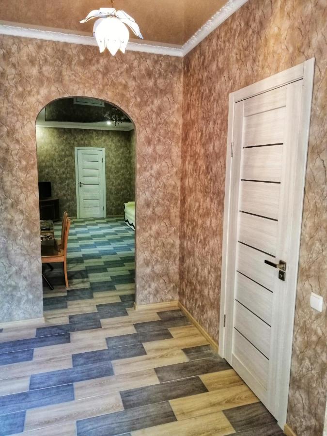 شقة Посуточная Аренда В Центре Кропивницкого كرابيفنيتسكي المظهر الخارجي الصورة
